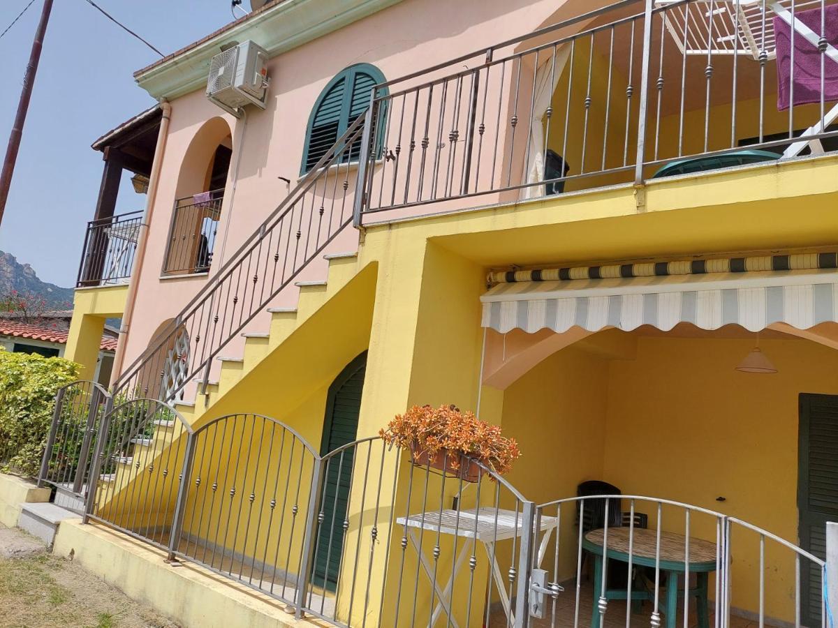 Deiana'S Apartment - Cardedu Beachside ภายนอก รูปภาพ